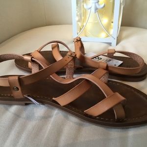 Mossimo Lavinia Thong Sandals, Tan, Size 8.5